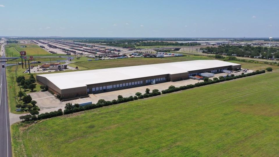 1709 S Interstate Highway 45