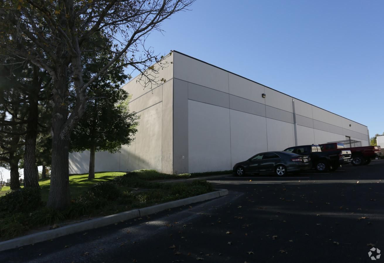 Bldg 2 photo 4