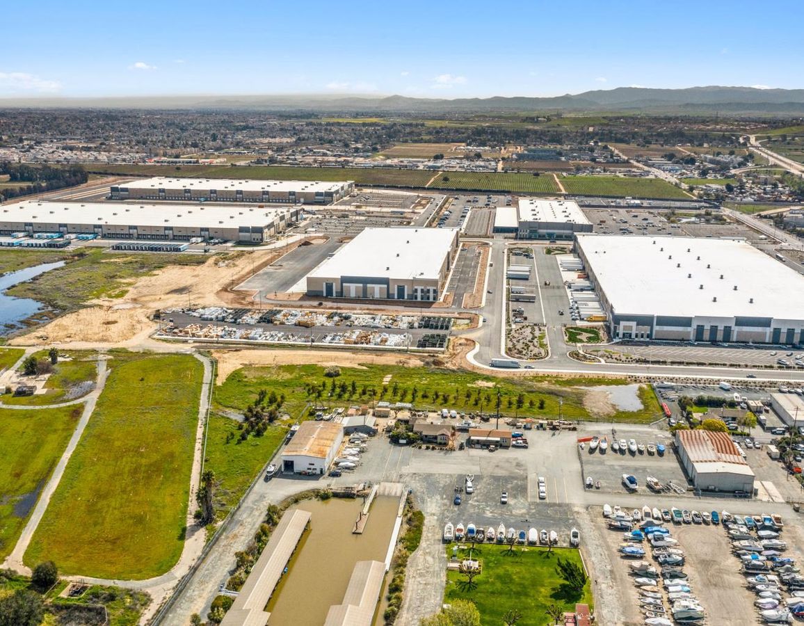Contra Costa Logistics Center photo 4
