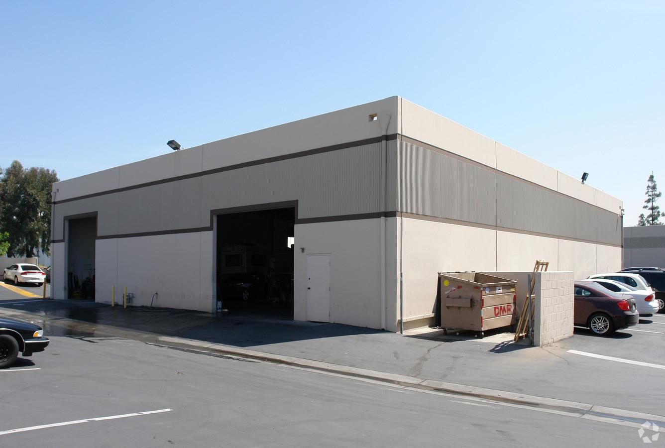 Hunco Industrial Plaza photo 4