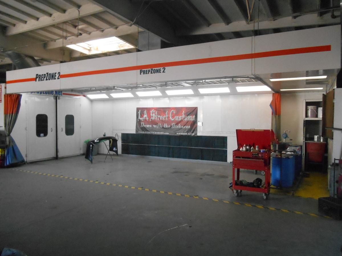 Julians Auto Body photo 4