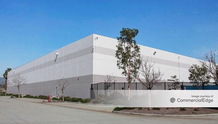 Warehouse Space for Rent at 13489 Jurupa Avenue Fontana, CA 92337 - #6