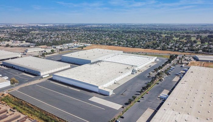 Warehouse Space for Rent at 1624 Army Ct Stockton, CA 95206 - #5