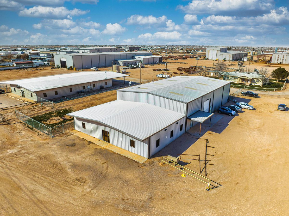 Former Fabrication Facility on 43+ Acres photo 3