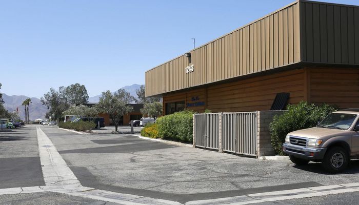 Warehouse Space for Rent at 1243 N Gene Autry Trl Palm Springs, CA 92262 - #4