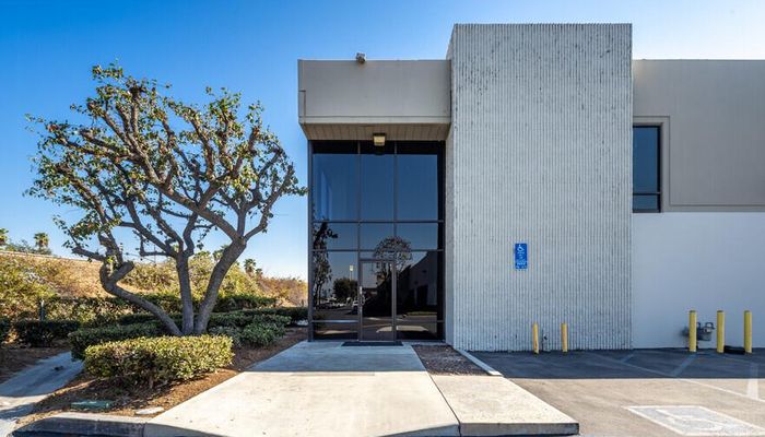 Warehouse Space for Rent at 1040 N Kraemer Pl Anaheim, CA 92806 - #5