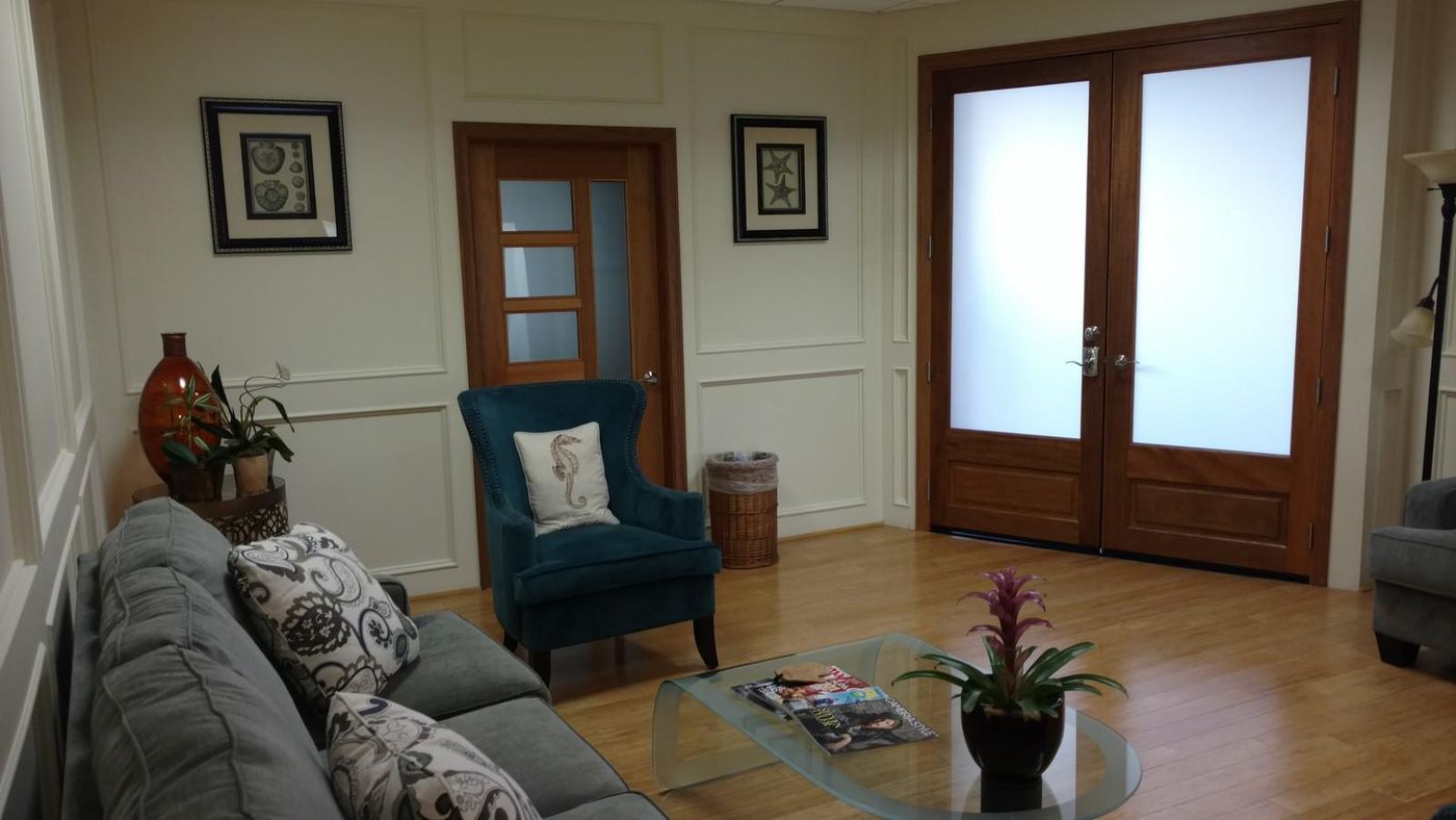 Executive Office Property for Lease photo 4