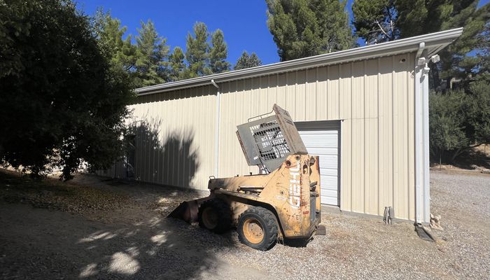 Warehouse Space for Rent at 16721 Placerita Canyon Road Santa Clarita, CA 91321 - #3