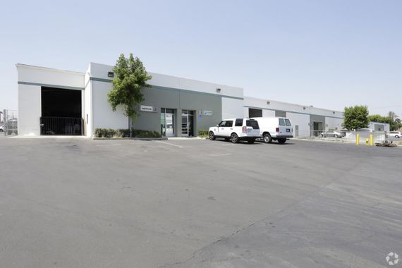 Telstar Commerce Center