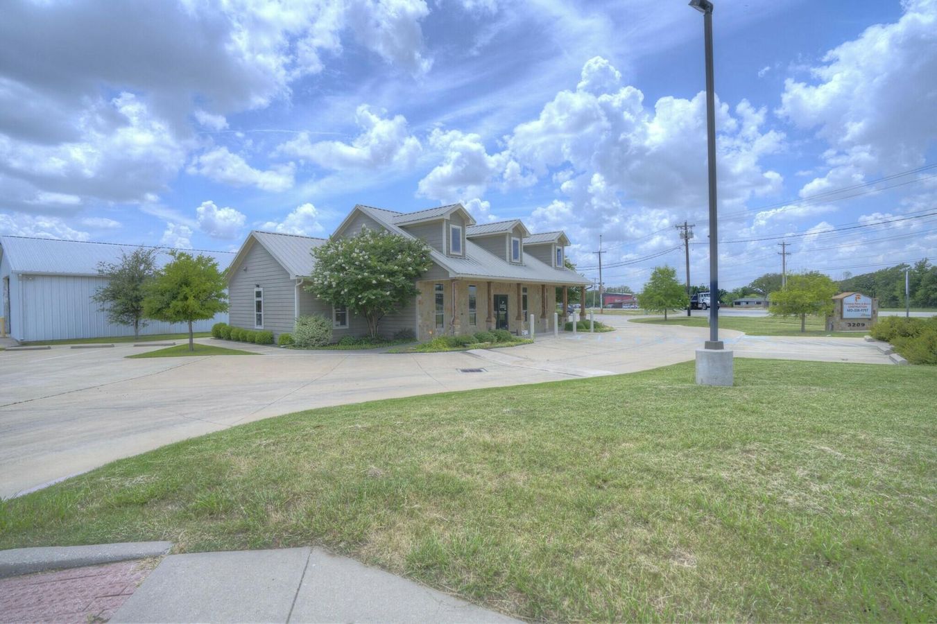 3209 Fort Worth Dr photo 1