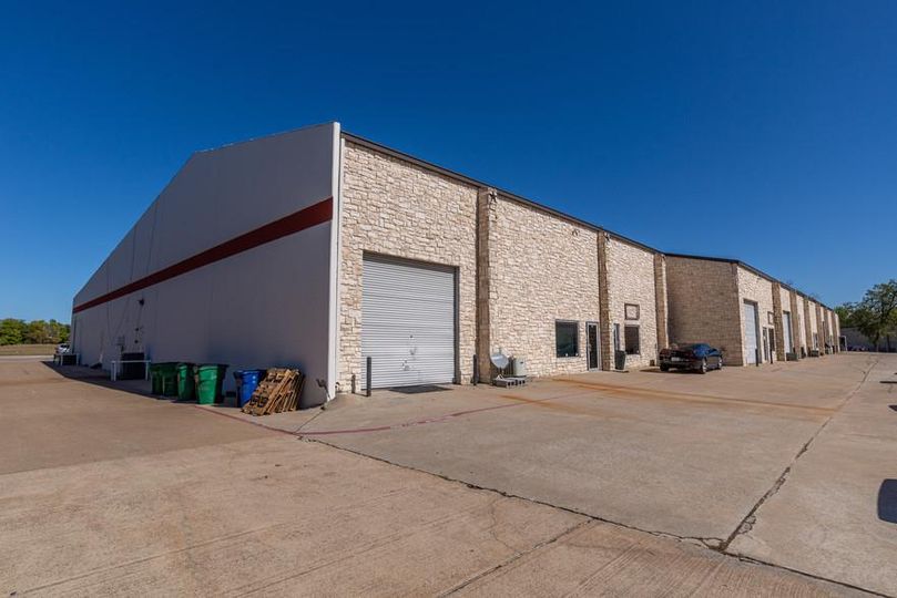 Industrial Frontage Near McKinney Airport 192 Industrial Blvd