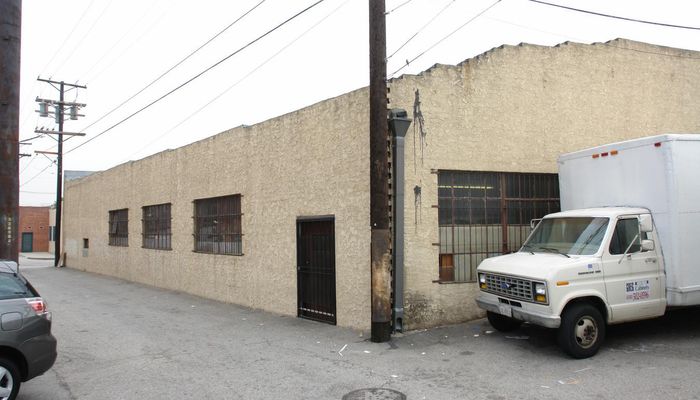 Warehouse Space for Sale at 515-517 W Windsor Rd Glendale, CA 91204 - #10