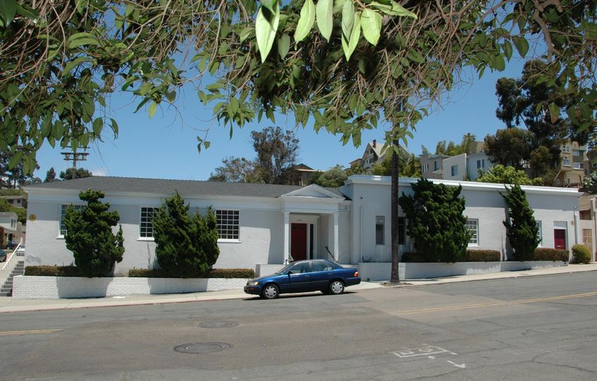 2555 State Street