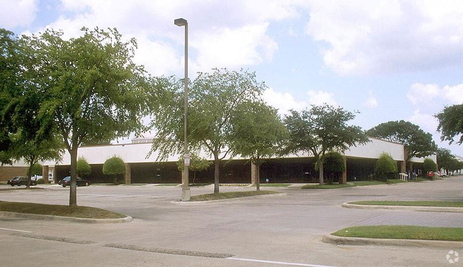 Building 8 9641-9677 Wendell Rd