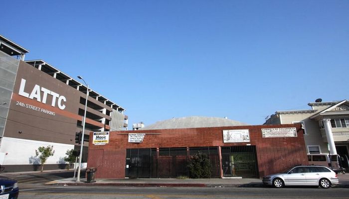 Warehouse Space for Rent at 2400-2404 S Grand Ave Los Angeles, CA 90007 - #16