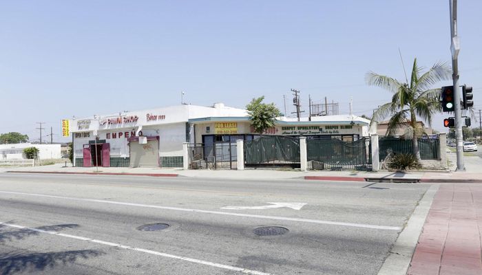 Warehouse Space for Rent at 401-407 W Compton Blvd Compton, CA 90220 - #1