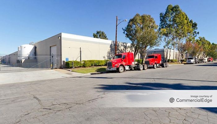 Warehouse Space for Rent at 15507-15517 Broadway Center St. Gardena, CA 90248 - #3