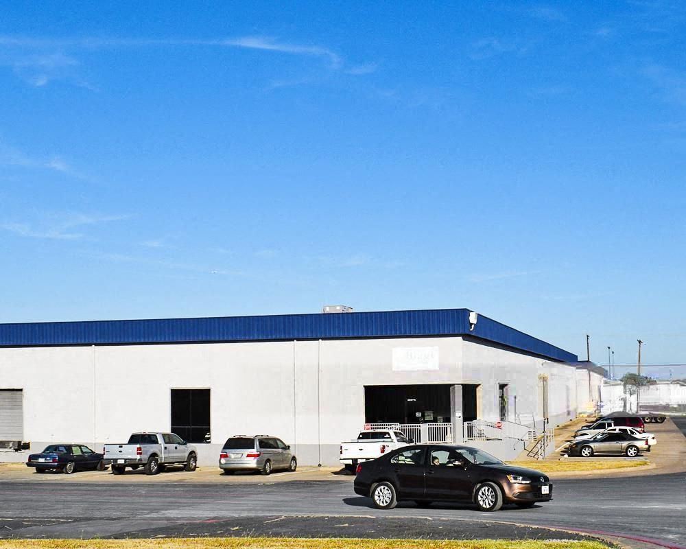 GSW Distribution Center - Bldg 1 photo 4