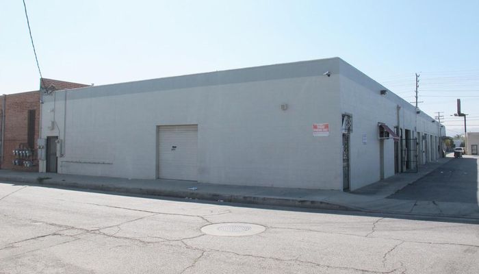 Warehouse Space for Rent at 14723 Oxnard St Van Nuys, CA 91411 - #2