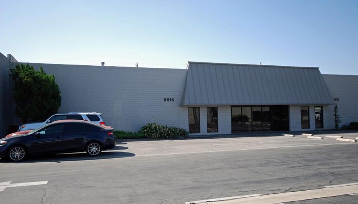 Warehouse Space for Rent at 6908-6922 Tujunga Ave North Hollywood, CA 91605 - #7