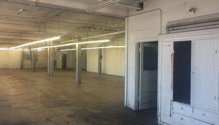 Warehouse Space for Rent at 810 Kohler St Los Angeles, CA 90021 - #10