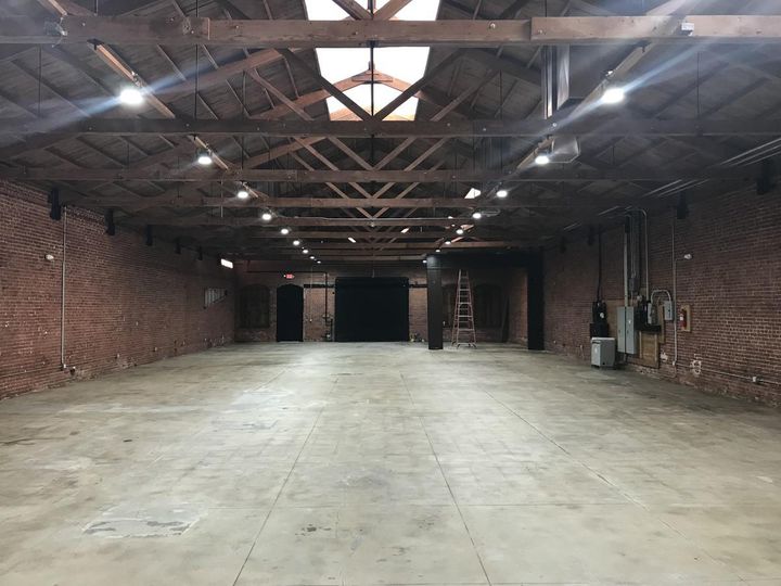 RARE WAREHOUSE ACROSS FROM LA CONVENTION CTR