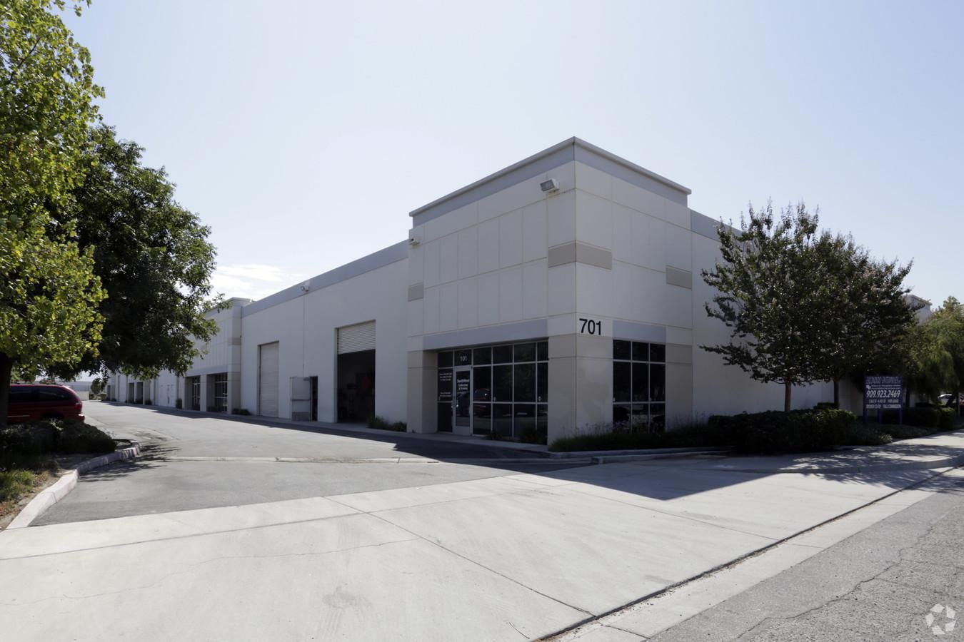 Airport Business Park, SB photo 1