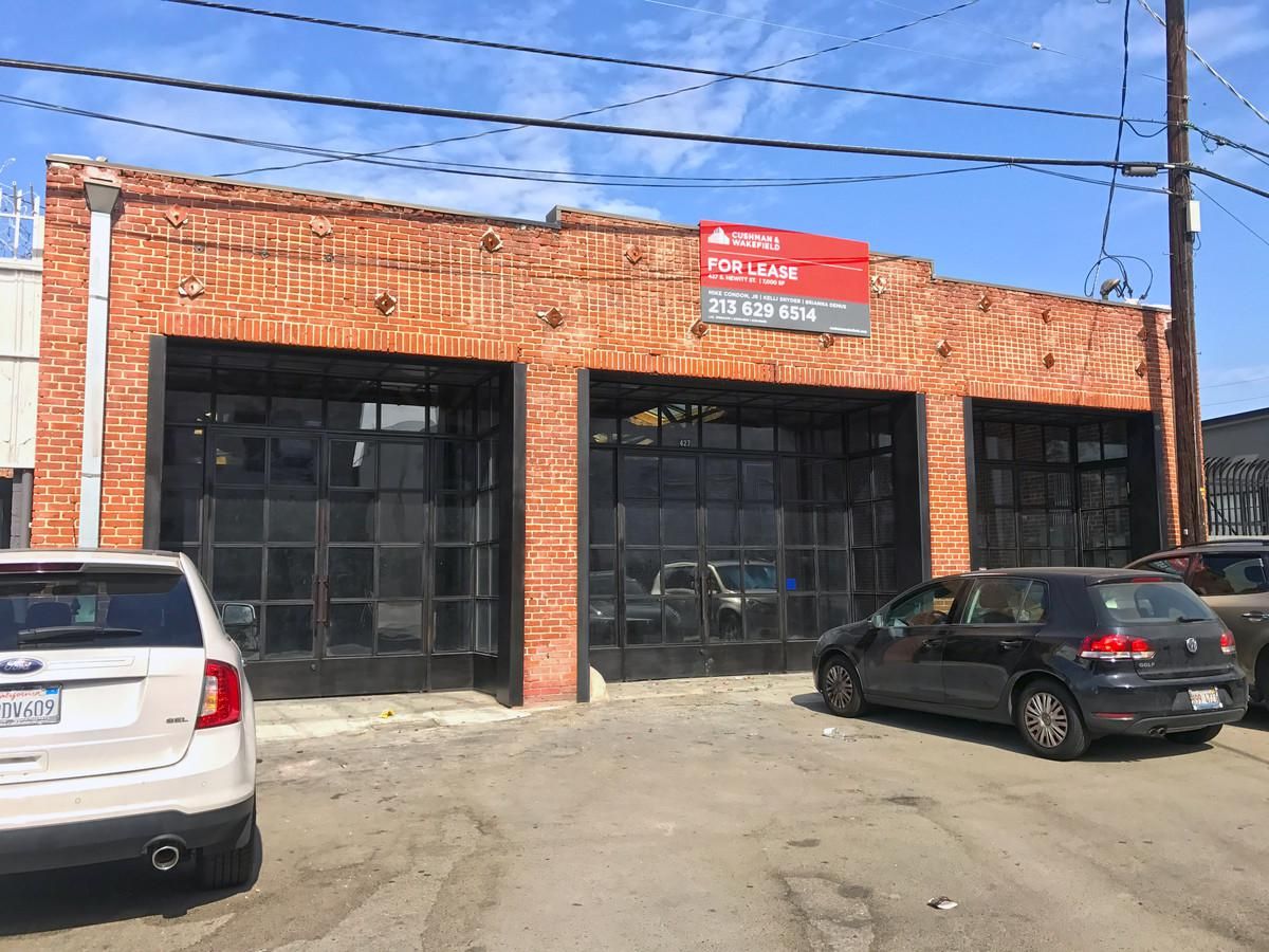 Office/Retail Property For Lease photo 1