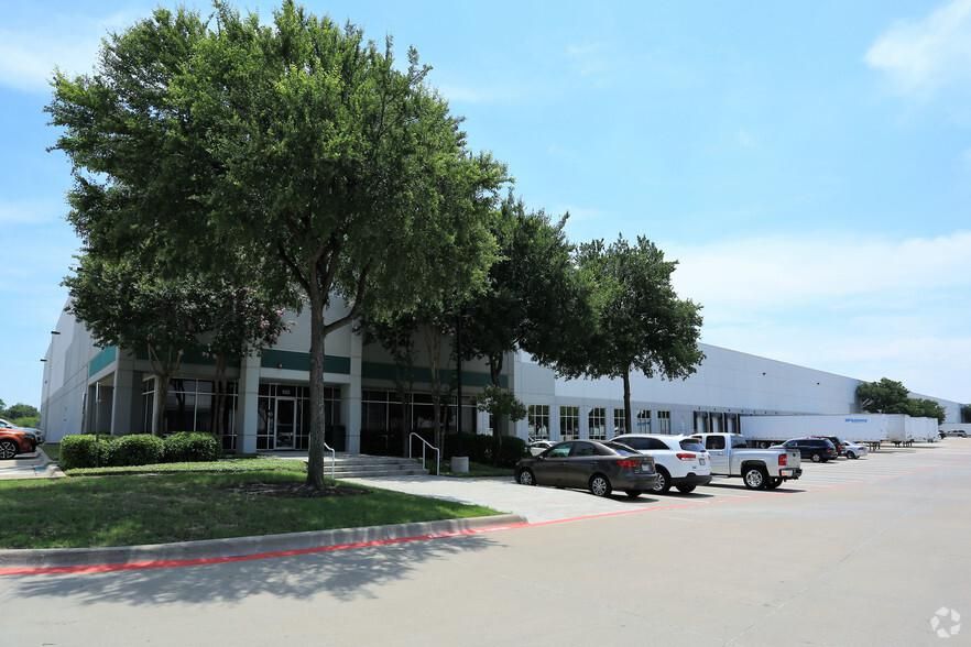 Prologis GSW 51 2750 114th St photo 2