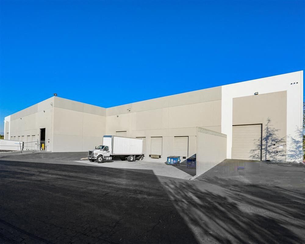 Cordelia Commerce Center: Building 1 photo 3