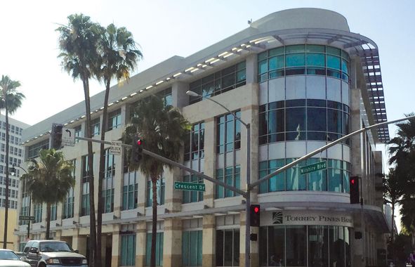 Wilshire Crescent