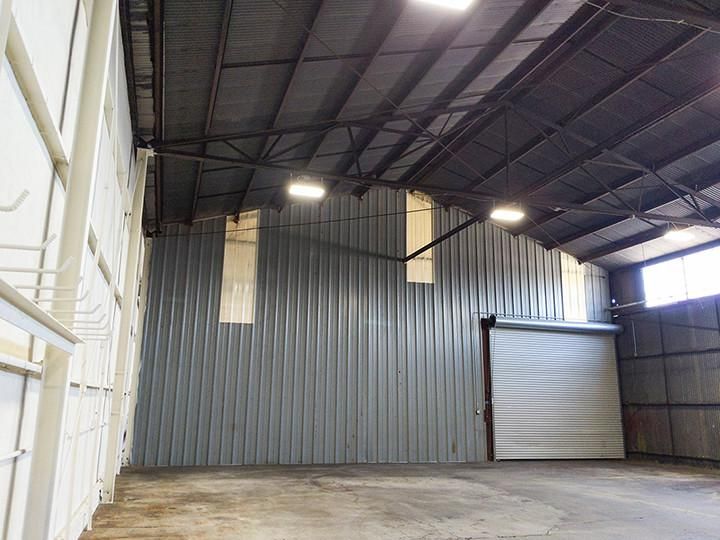 Completely Renovated Facility: Must See! 4338 E Washington Blvd