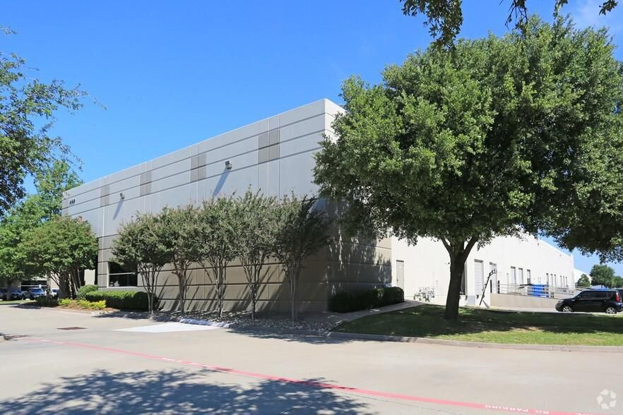 Park West Bldg 5 440 Wrangler Dr photo 3