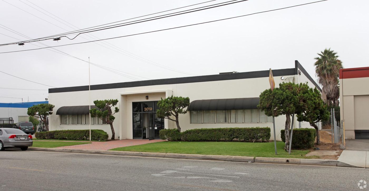 Industrial Property For Lease photo 4