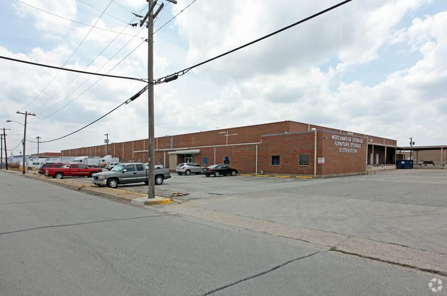 Central Transportation 3200 Irving Blvd photo 3