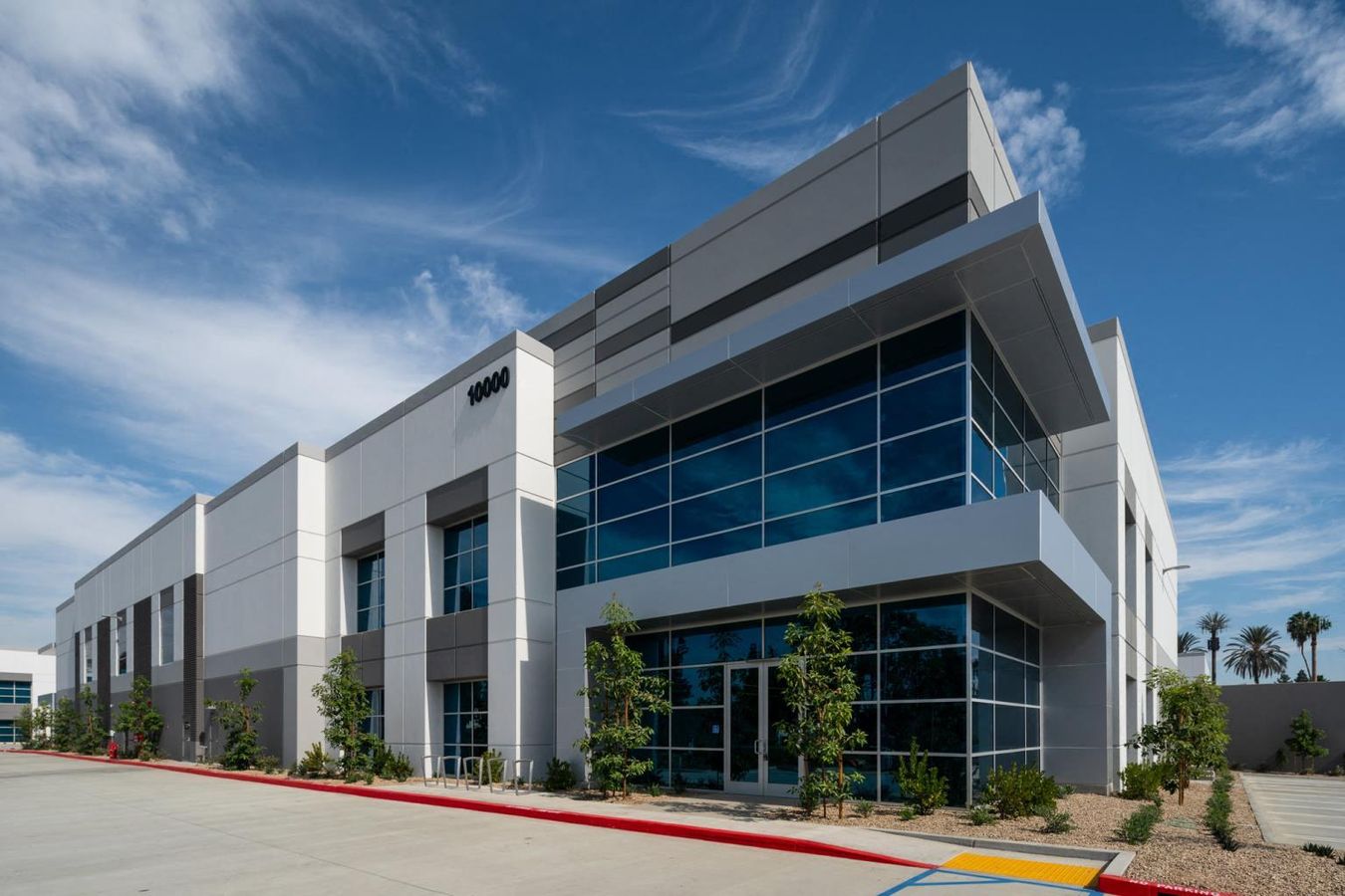 9920–10000 Pioneer Boulevard photo 2