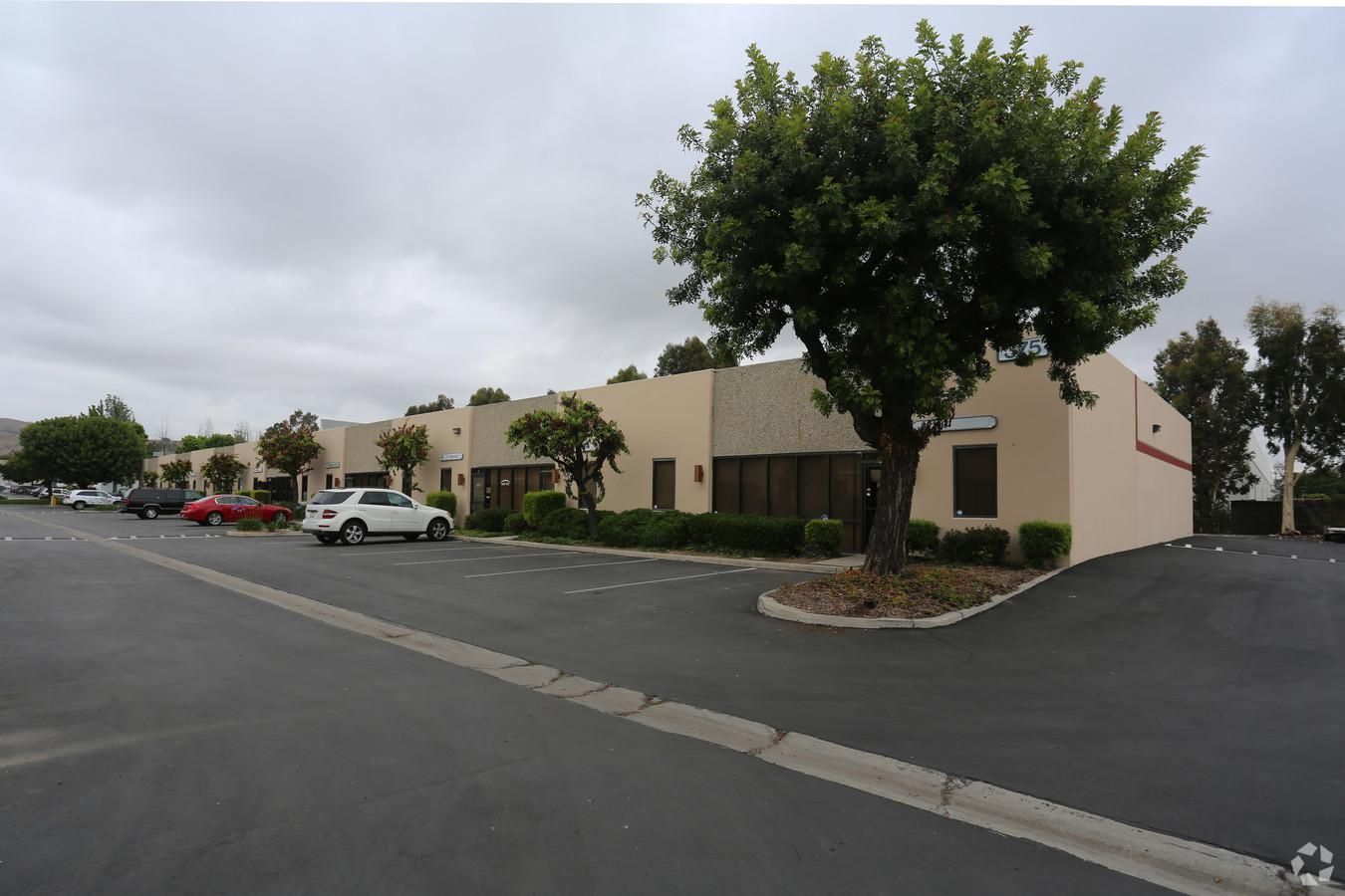 Industrial Property For Lease photo 1