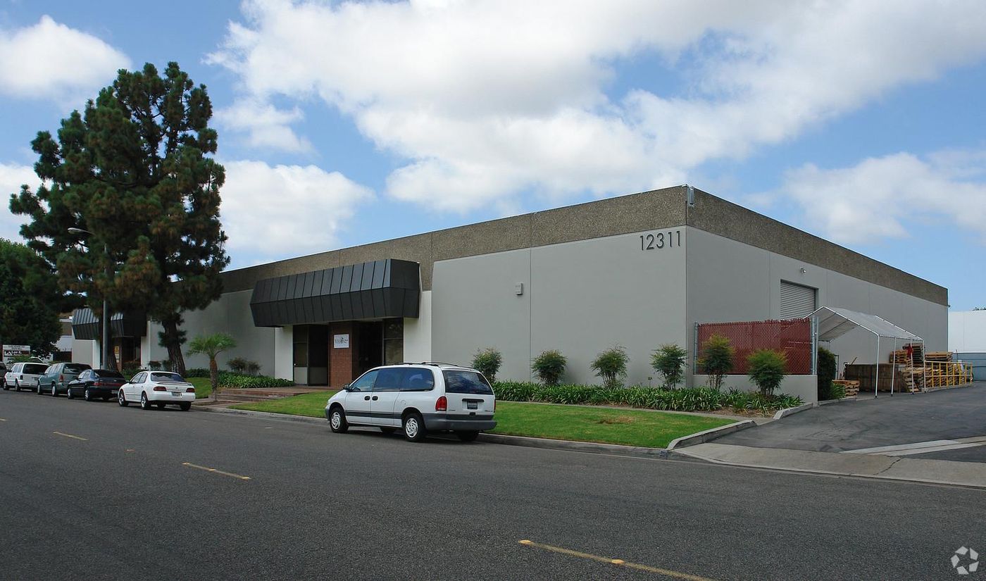 Bldg 7 photo 3