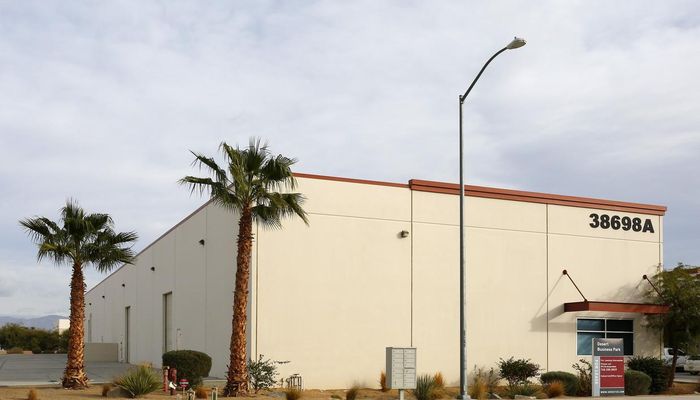 Warehouse Space for Rent at 38698A El Viento Rd Palm Desert, CA 92211 - #3