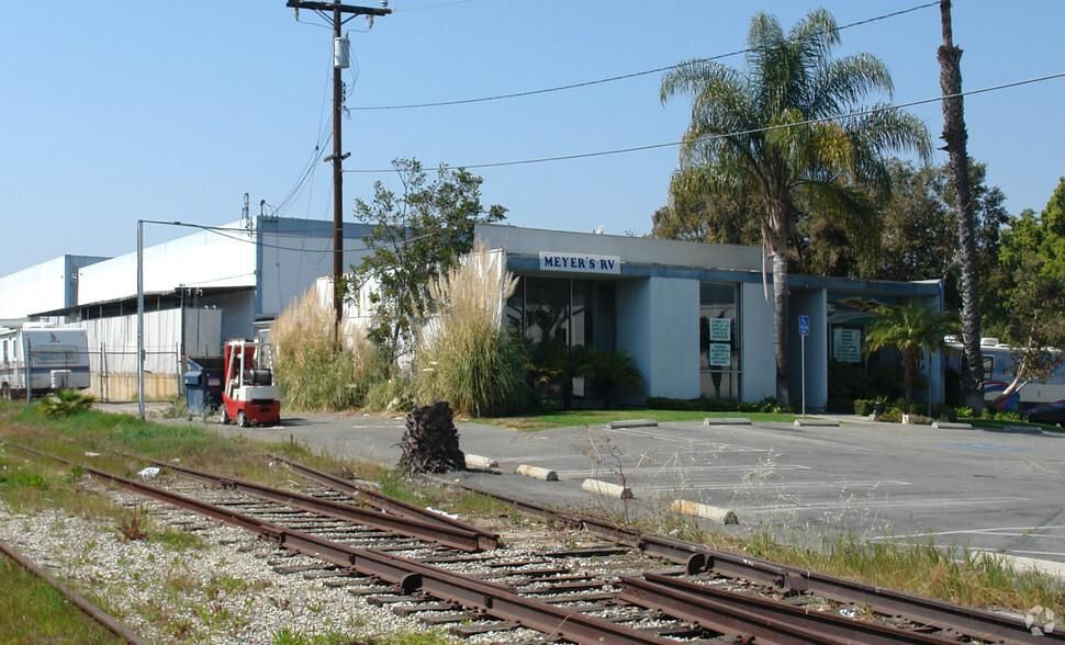 433 Alaska Ave photo 2