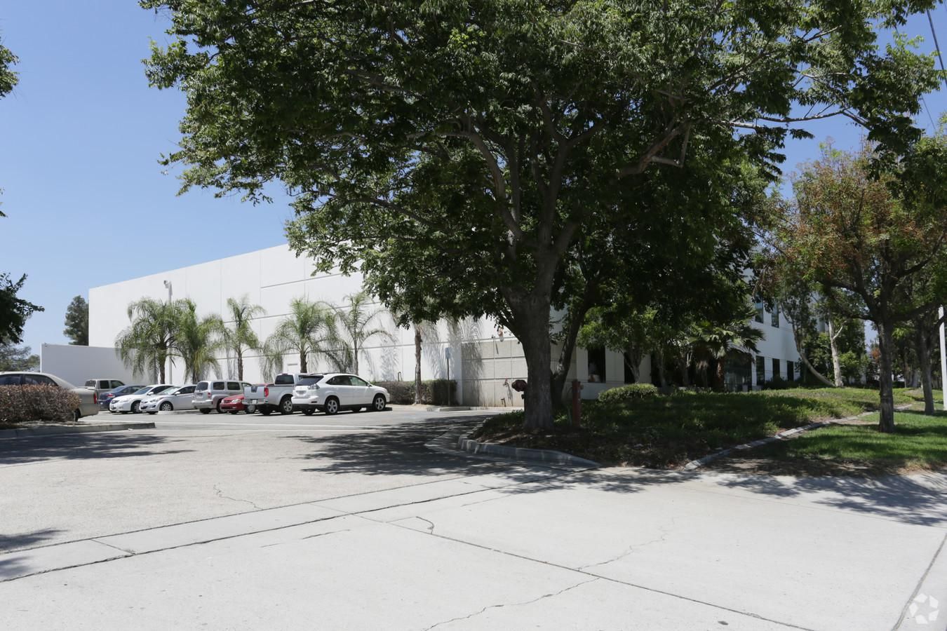 Bldg 1 photo 1