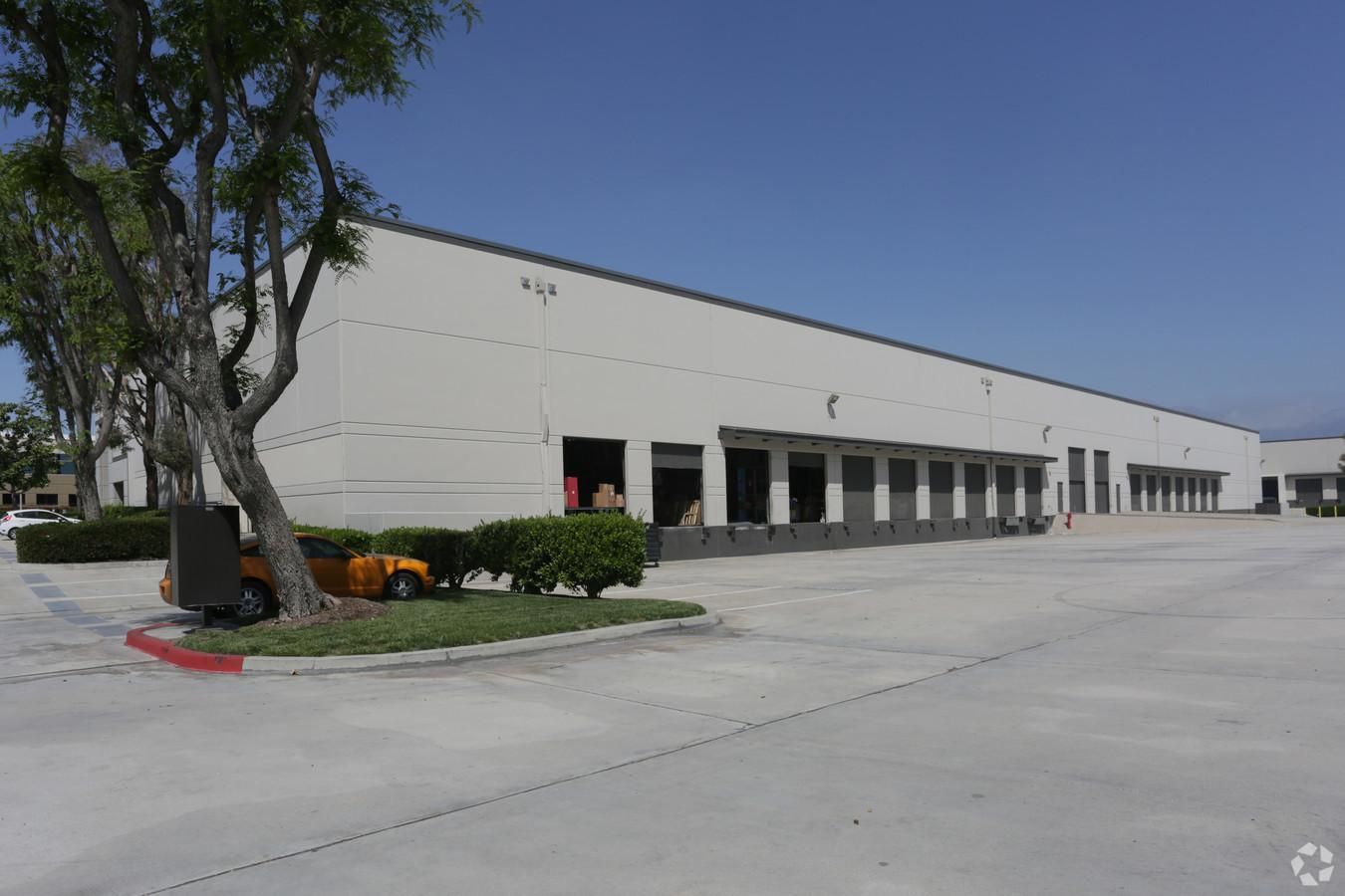 Bldg C photo 4