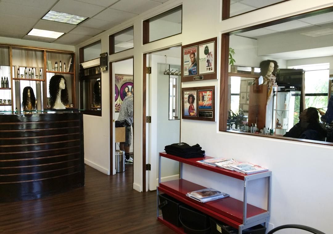Beverly Hills Triangle Office photo 4