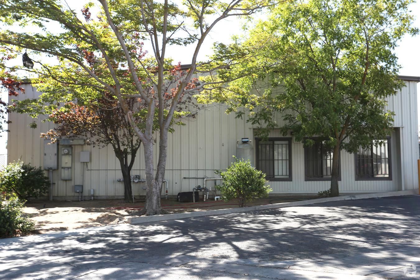 Industrial Property For Lease photo 3