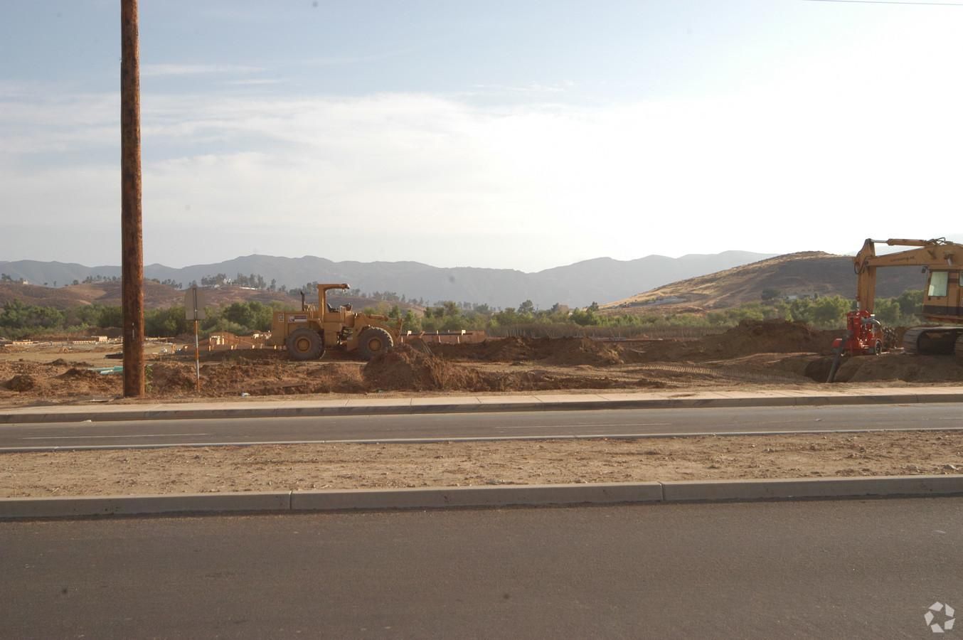 Industrial Property For Lease photo 2