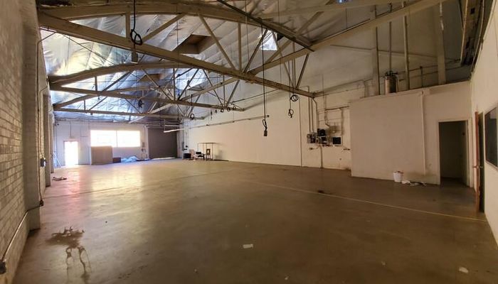 Warehouse Space for Rent at 1258-1260 S Boyle Ave Los Angeles, CA 90023 - #6