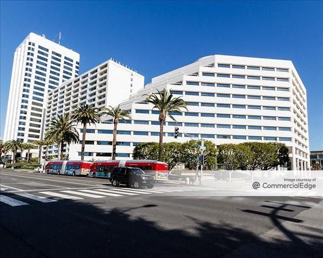 1299 Ocean photo 4