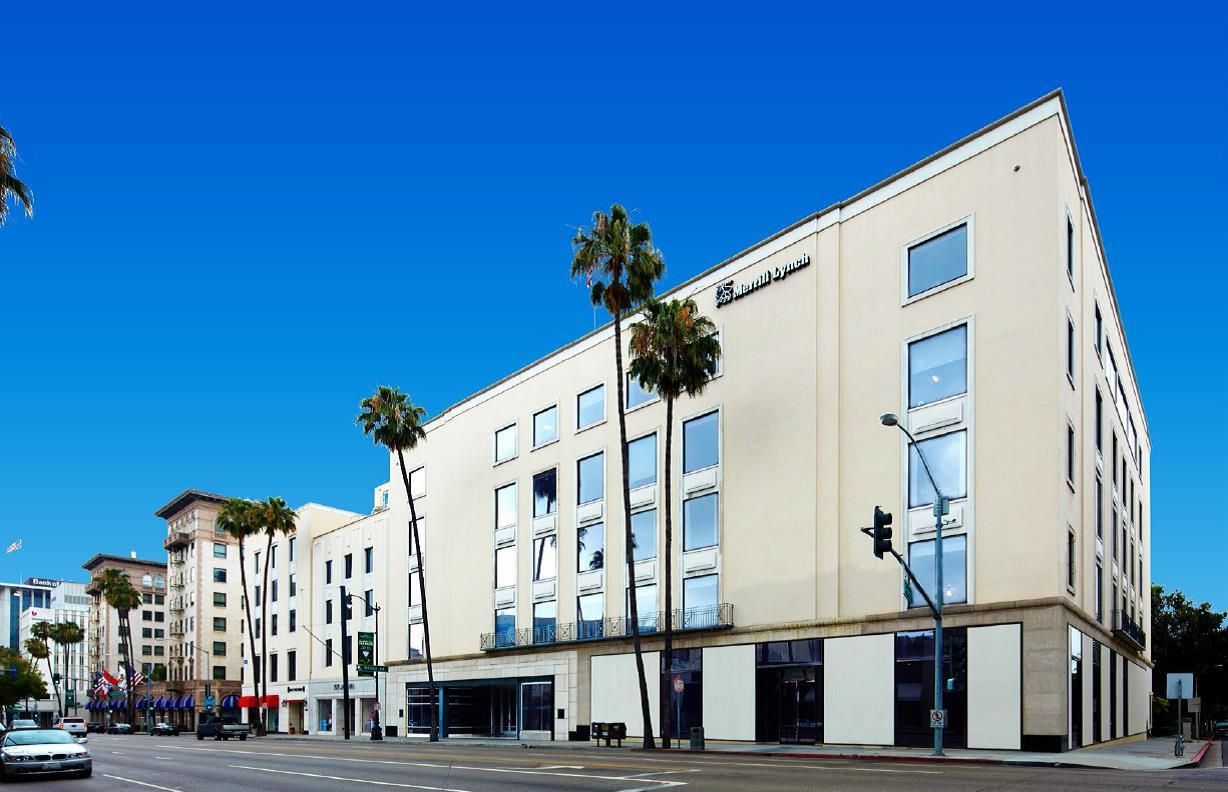 Wilshire Rodeo Plaza photo 3