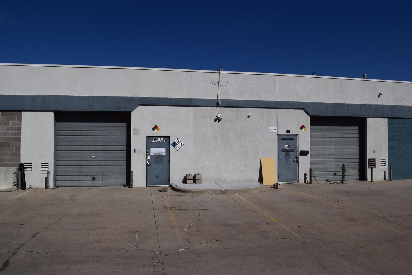 2,000 SF office/warehouse condos for sale/lease photo 4