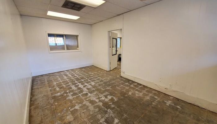 Warehouse Space for Rent at 1258-1260 S Boyle Ave Los Angeles, CA 90023 - #3